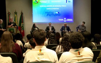 Nova turma de aprendizes do programa Partiu Futuro Reconstrução assume trabalho em Canoas