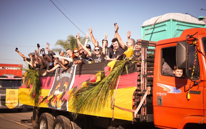 Festwagen de Estância Velha | abc+