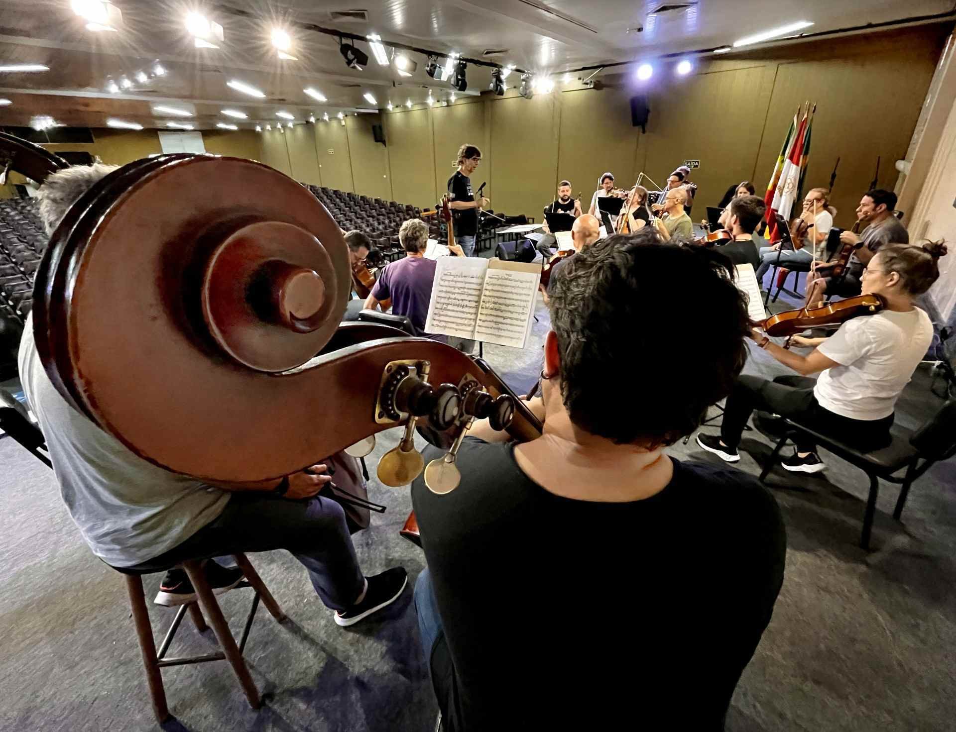 &ldquo;Fomos conquistando o p&uacute;blico devagarinho&rdquo;: Orquestra de C&acirc;mara da Ulbra celebra 30 anos com concertos gratuitos