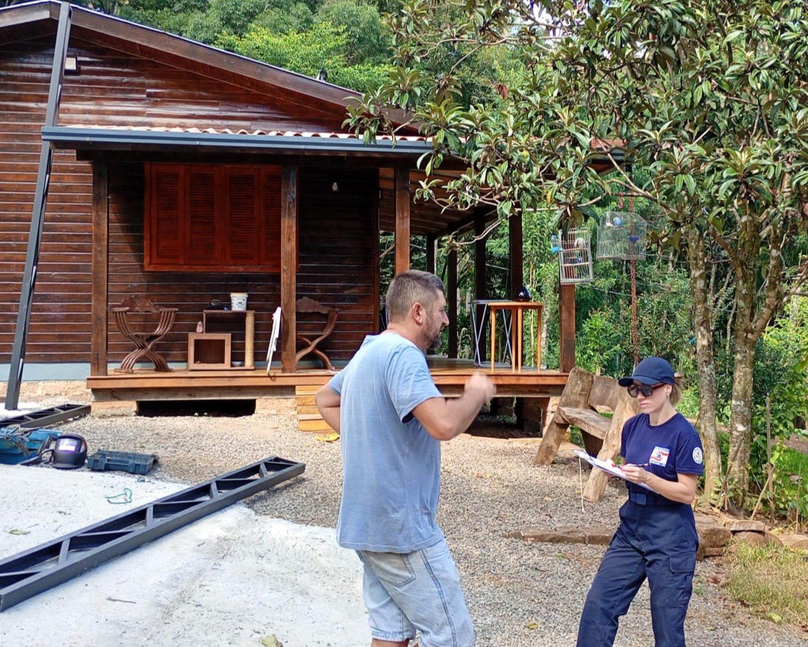 Monitoramento e segurança: Defesa Civil de Gramado realiza cadastro de moradores de áreas de risco
