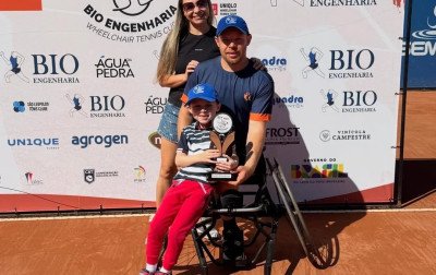 É campeão: Diego Kohlrausch festeja vitória dupla em torneio internacional de tênis em cadeira de rodas em São Leopoldo