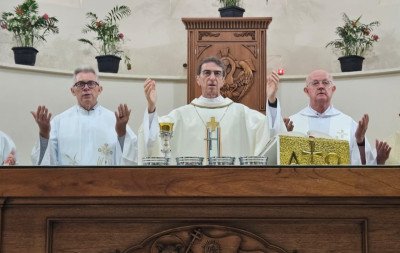 VEJA FOTOS: Padre Paulo Finkler toma posse como novo reitor do santuário de Padre Reus