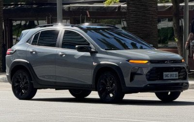 VÍDEO: Chevrolet Sonic que será fabricado no RS é flagrado sem camuflagem em São Paulo