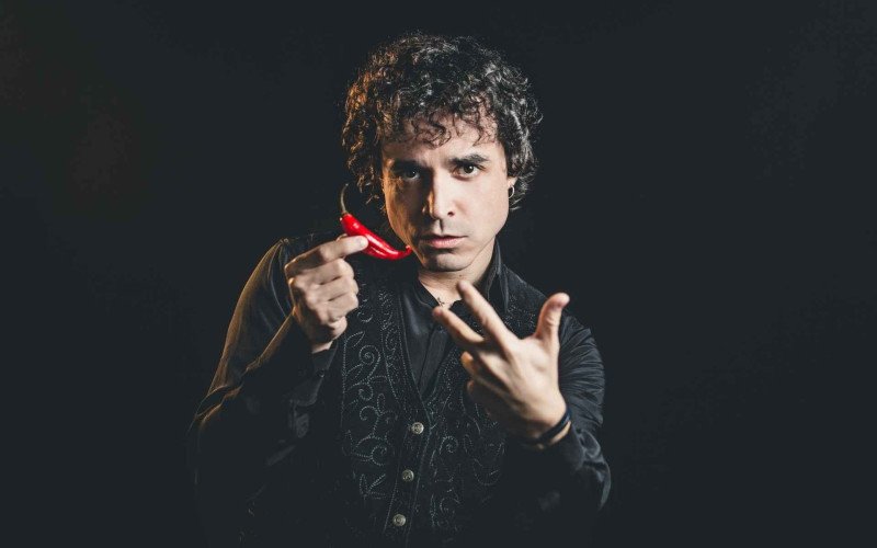 Deluce Luz lança seu segundo álbum, Pimenta | abc+