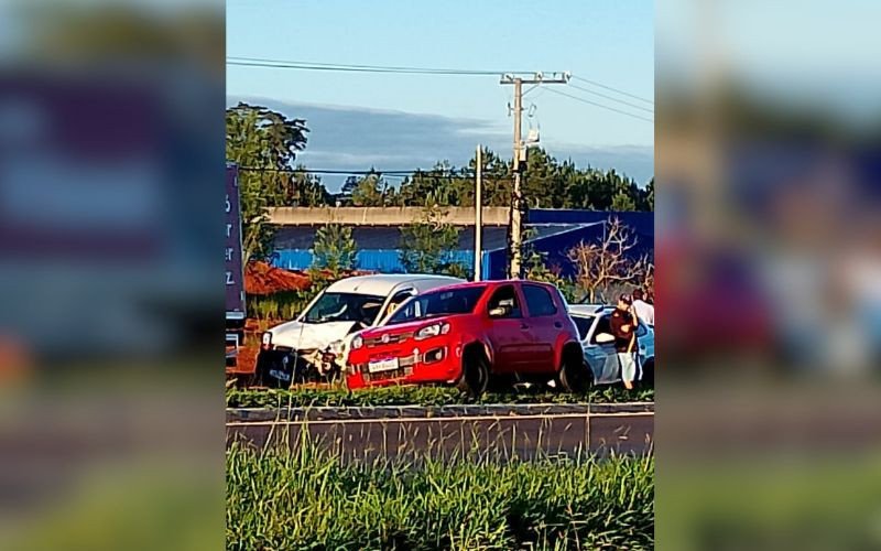 Acidentes na RS-239, em Sapiranga, na manhã desta segunda-feira (13) | abc+
