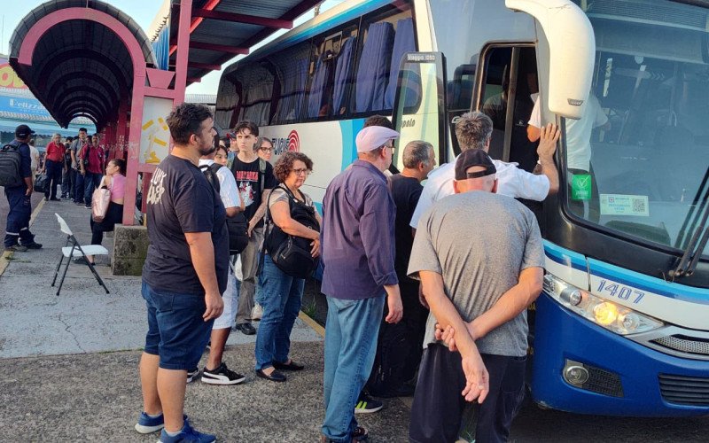 Baldeação trensurb - ônibus (13/4/26) | abc+
