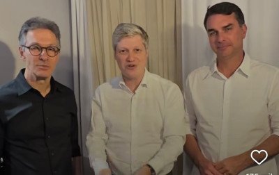 Apoio a Van Hattem e a Zucco aproxima Flávio Bolsonaro de Romeu Zema no RS