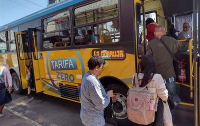 Entre tarifa zero e subsídio, cidades adotam modelos distintos para manter ônibus à população