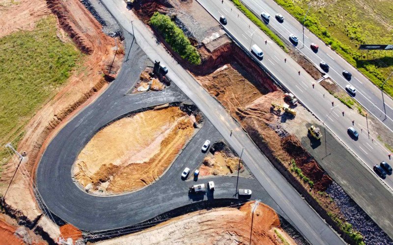 Obra em frente ao Boulevard Germânia, o futuro bairro-cidade do Grupo Zaffari, deve ficar pronta no ano que vem | abc+