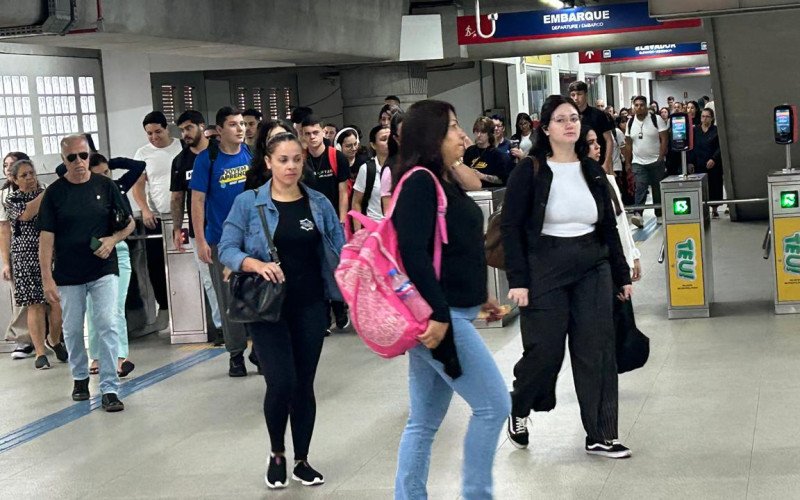 Movimentação é intensa nas estações nesta manhã de quarta-feira | abc+