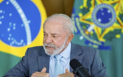 Lula fala em "reciprocidade" após delegado da PF ser expulso dos EUA