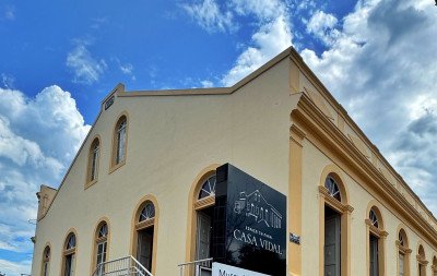 Máquinas de escrever, vitrolas e locomóveis a vapor: Noite dos Museus proporciona viagem no tempo neste sábado