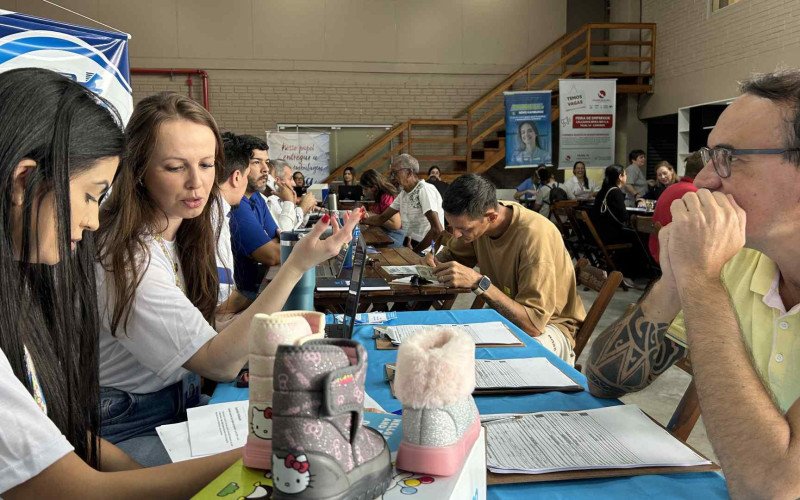 Quinta edição do Emprega Novo Hamburgo contou com a participação de 18 empresas participantes que disponibilizaram 252 vagas 