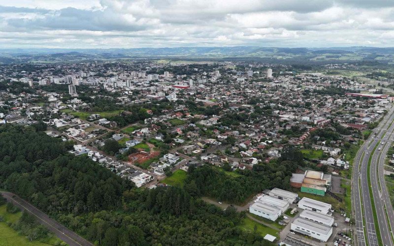 Imagem a&eacute;rea mostra a cidade de Taquara