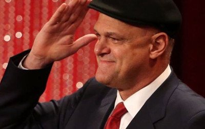Família se despede de Oscar Schmidt em cerimônia reservada de cremação