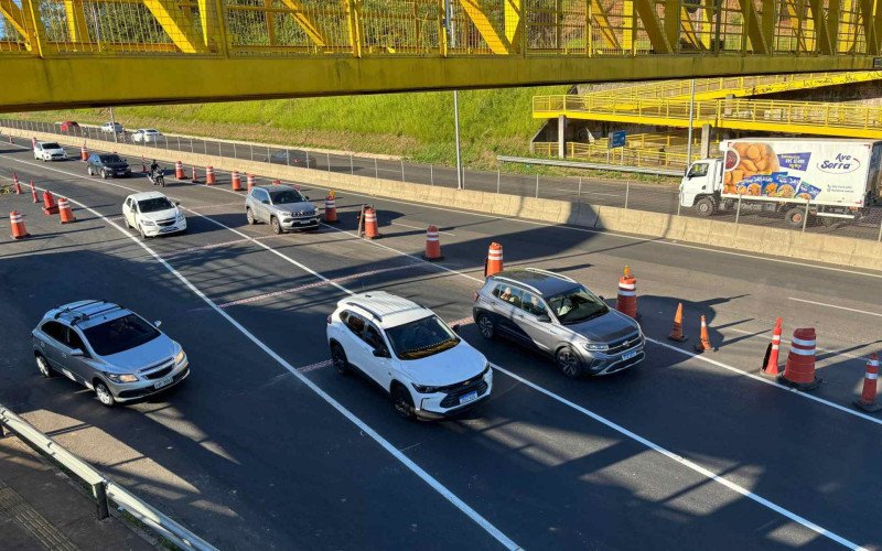 Desvio no trânsito da BR-116 em Novo Hamburgo