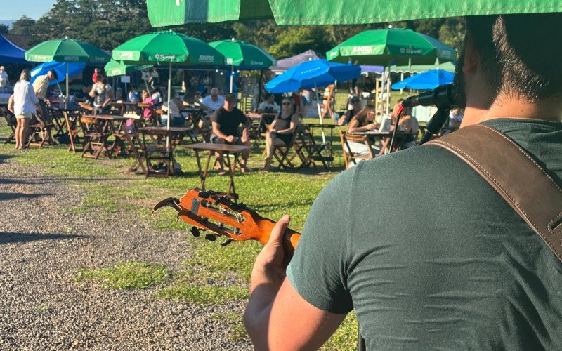 Música ao vivo embala a tarde de lazer e cultura no Viva Lomba | abc+