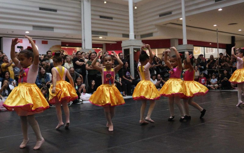 Apresentações passaram por diversos estilos na abertura da 14ª Semana da Dança de Canoas | abc+