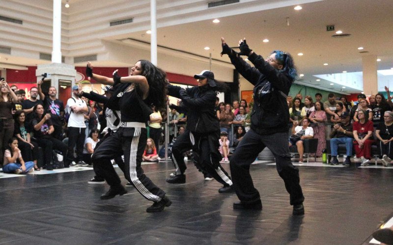 Mostra especial na abertura da 14ª Semana da Dança de Canoas reuniu 21 atrações | abc+