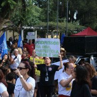 Professores aguardam nova reunião com a Prefeitura de Canoas para reverter descontos dos dias paralisados
