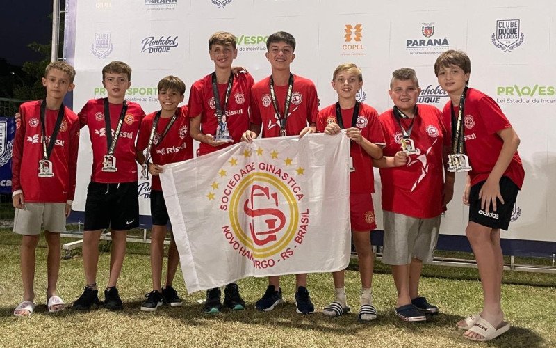 Equipe Sub-14 masculina foi campeã