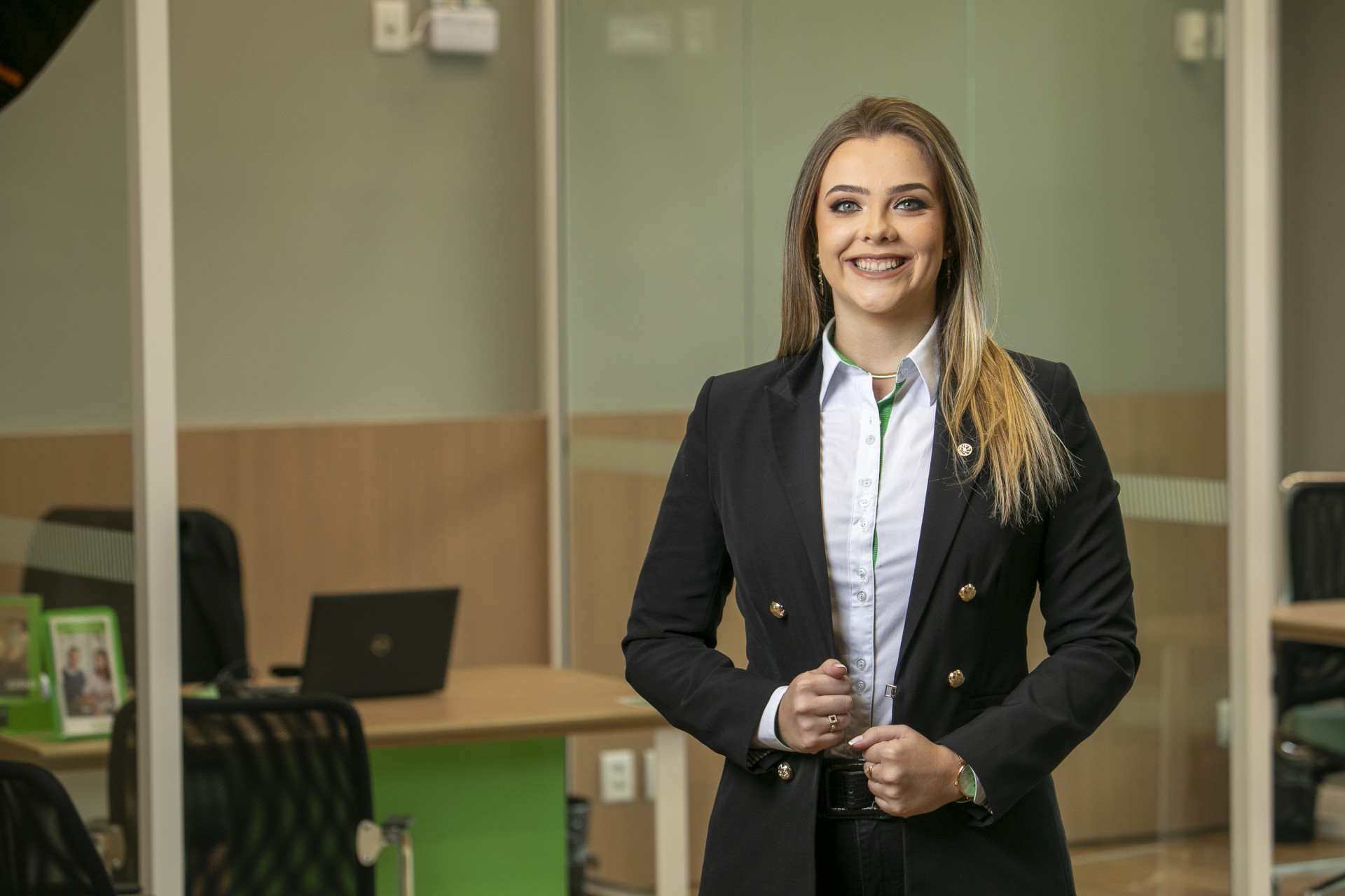 Gerente da agência Sicredi em Esteio, Juliana Fischer