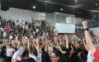 Professores rejeitam proposta da Prefeitura e mantêm greve em Canoas; nova assembleia acontece segunda-feira