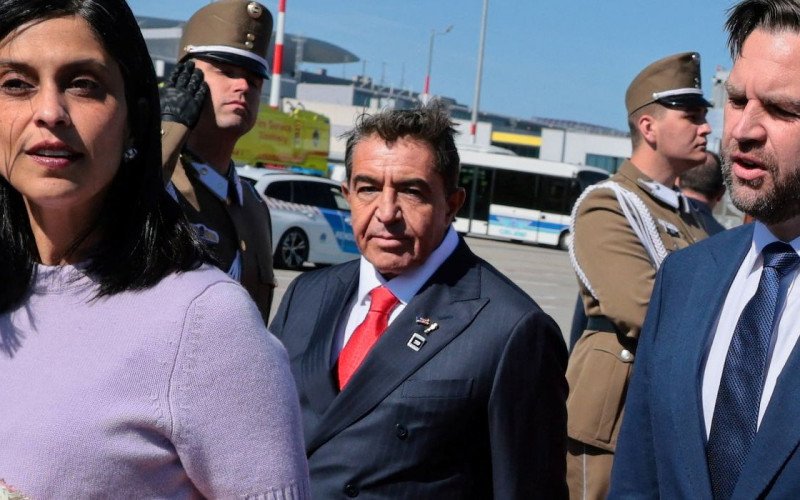 Enviado de Trump sugere que Itália substitua Irã na Copa do Mundo | abc+