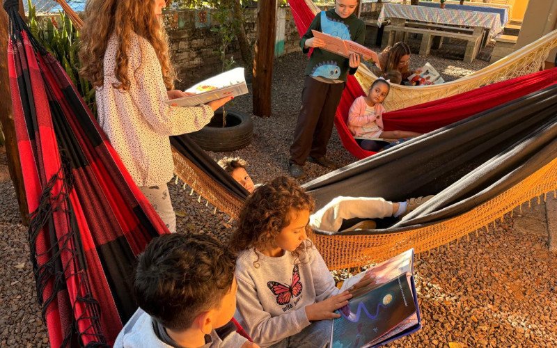 Cada turma tem seu momento reservado de leitura | abc+