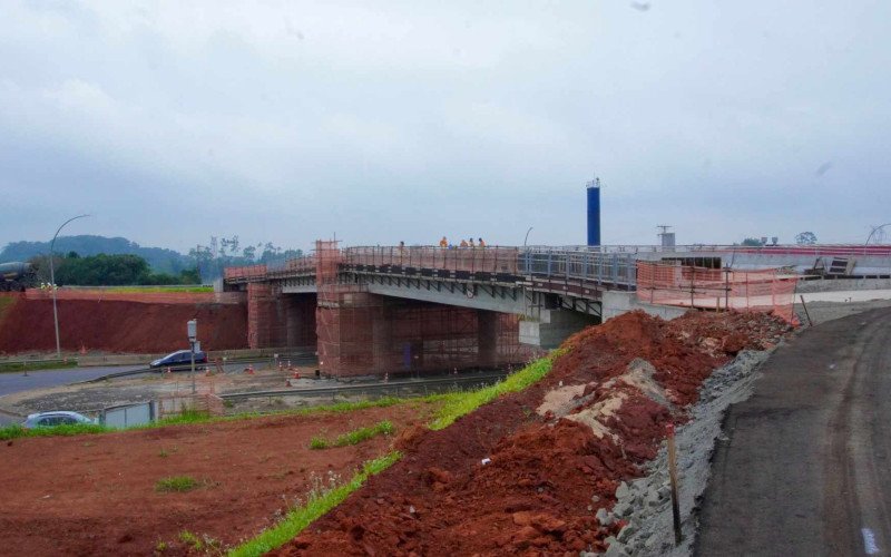 Obras viaduto km 434 em Nova Santa Rita