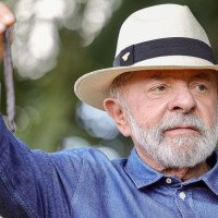 Datafolha: Lula lidera em cenário de 1º turno com 10% de vantagem contra Flávio Bolsonaro
