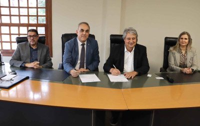Gramado assina termo de cooperação com Receita Federal e recebe projeto-piloto de compartilhamento de dados