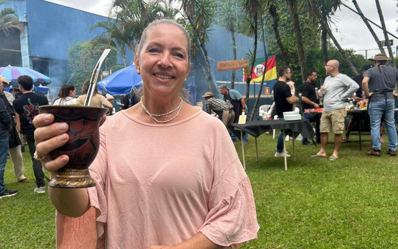 Marion Sperb Sh&uuml;tz gosta de participar de confraterniza&ccedil;&otilde;es
