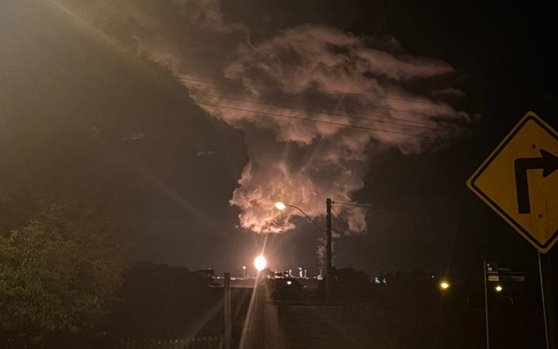 Fumaça do Polo Petroquímico de Triunfo foi vista a quilômetros de distância | abc+