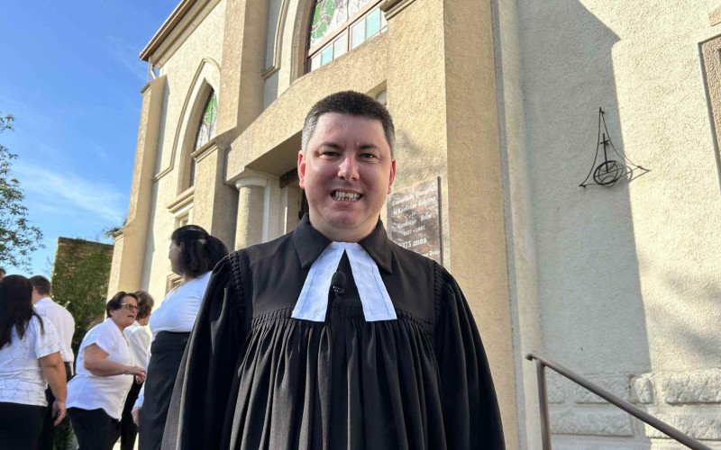 Pastor William Felipe Zacarias, da Igreja Três Reis Magos