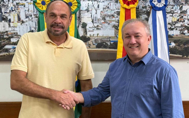 A Presidência da Câmara Municipal de Vereadores de São Leopoldo será exercida interinamente pelo vereador Daniel Daudt (PL) a partir desta segunda-feira, 27 de abril, até quinta-feira, 30 de abril, em razão de agenda oficial do presidente, Ver. Fabiano Haubert (PDT), e do vice-presidente, Ver. Jailson Nardes (PP), em Brasília.