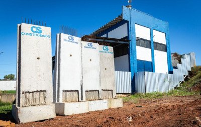 Dique do Arroio João Corrêa receberá blocos de concreto de 8 toneladas