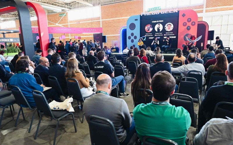 Arena Geek na edição 2025 da Gramado Summit | abc+
