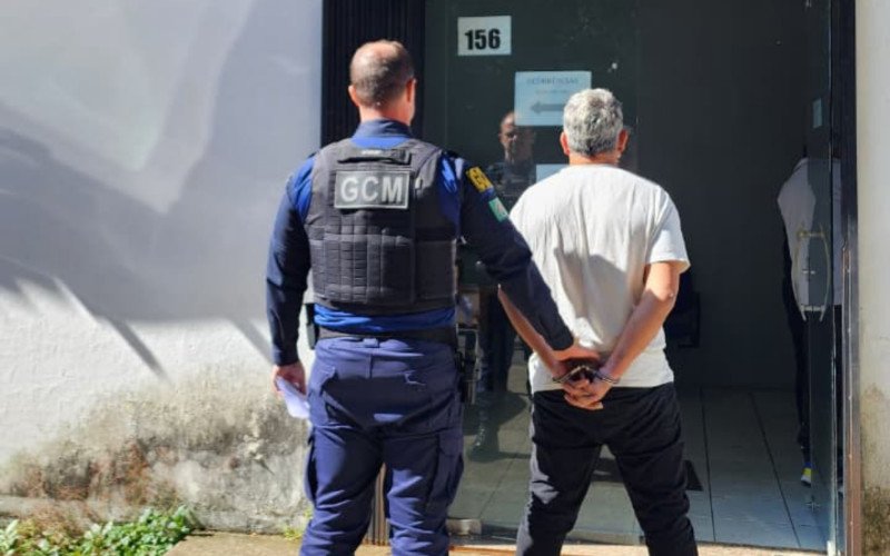 Suspeito de roubo a ótica no centro de São Leopoldo é preso nesta terça-feira