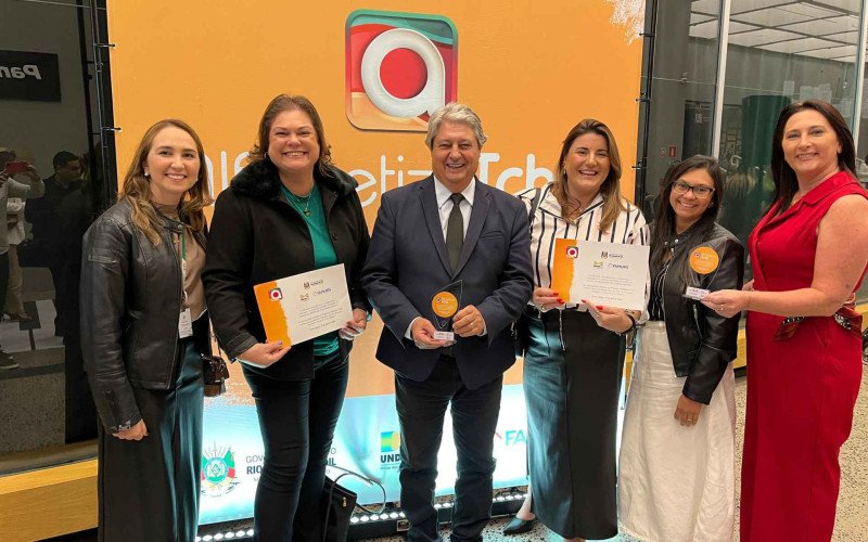 Duas escolas de Gramado são premiadas no Programa Alfabetiza Tchê