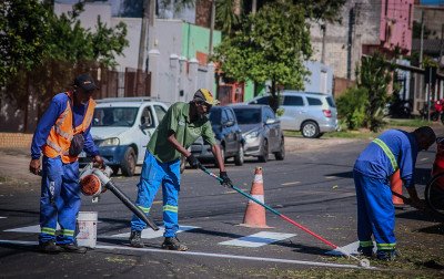 Sapucaia do Sul realiza programa que leva limpeza, organização e pintura aos bairros