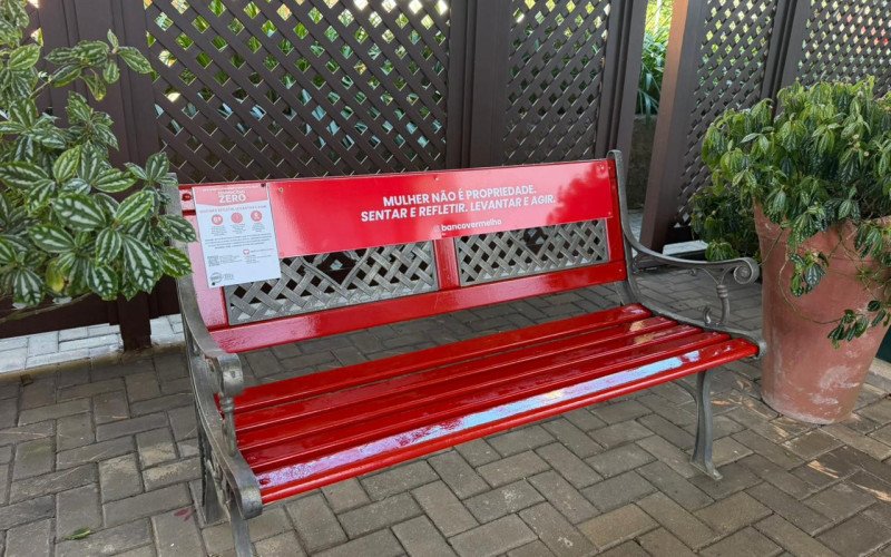 Câmara instala Banco Vermelho no Caminho da Cidadania