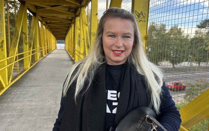 Marília Batista diz que atravessa a passarela todos os dias com medo  | abc+