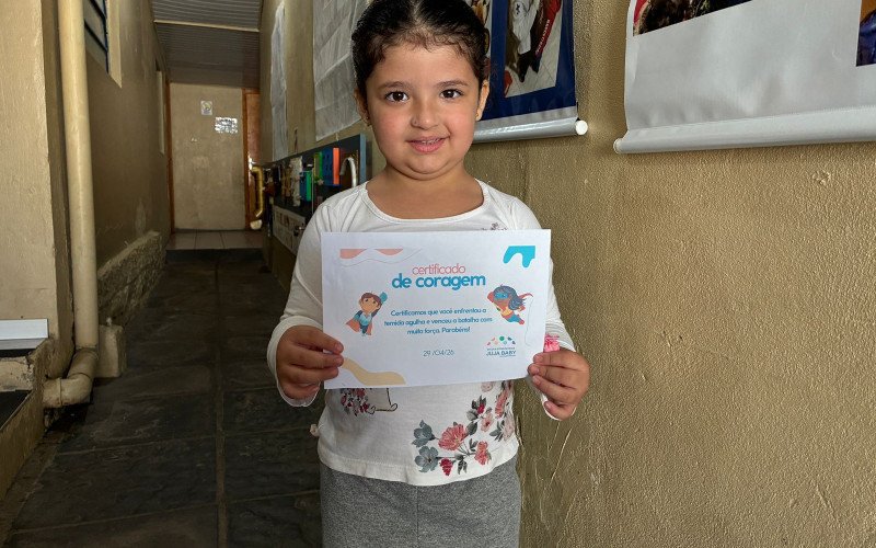 Maitê Zimer da Silveira atualizou sua caderneta de vacinas