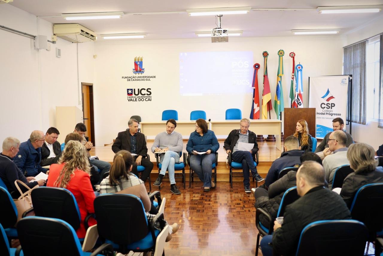 Munic&iacute;pios se re&uacute;nem para definir rumos da obstetr&iacute;cia no Vale do Ca&iacute; ap&oacute;s transtornos no Hospital Montenegro