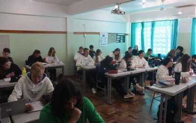 Escola da região que já teve maior nota no Enem no Brasil sofre com falta de profissionais