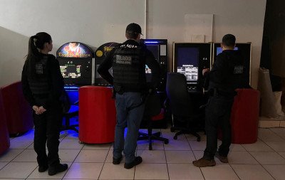 Mocotó e feijoada: Polícia fecha bingo clandestino que funcionava sob fachada de restaurante durante operação contra extorsões