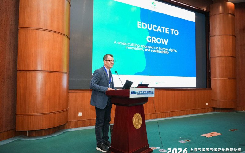 Projeto Educar Crescer é destaque em fórum na China