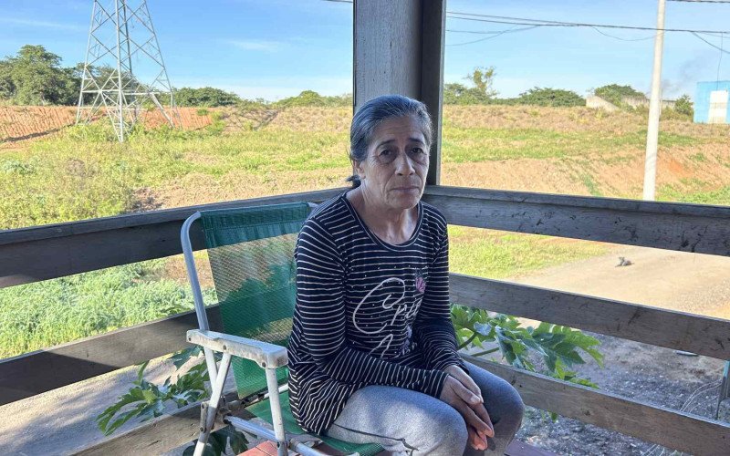 Leocádia Oliveira Pereira voltou a morar perto do dique e da casa de bombas da Santo Afonso, em Novo Hamburgo, por necessidade | abc+