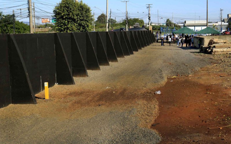 Muro de contenção do dique do Rio Branco foi inaugurado nesta quinta-feira (30) | abc+